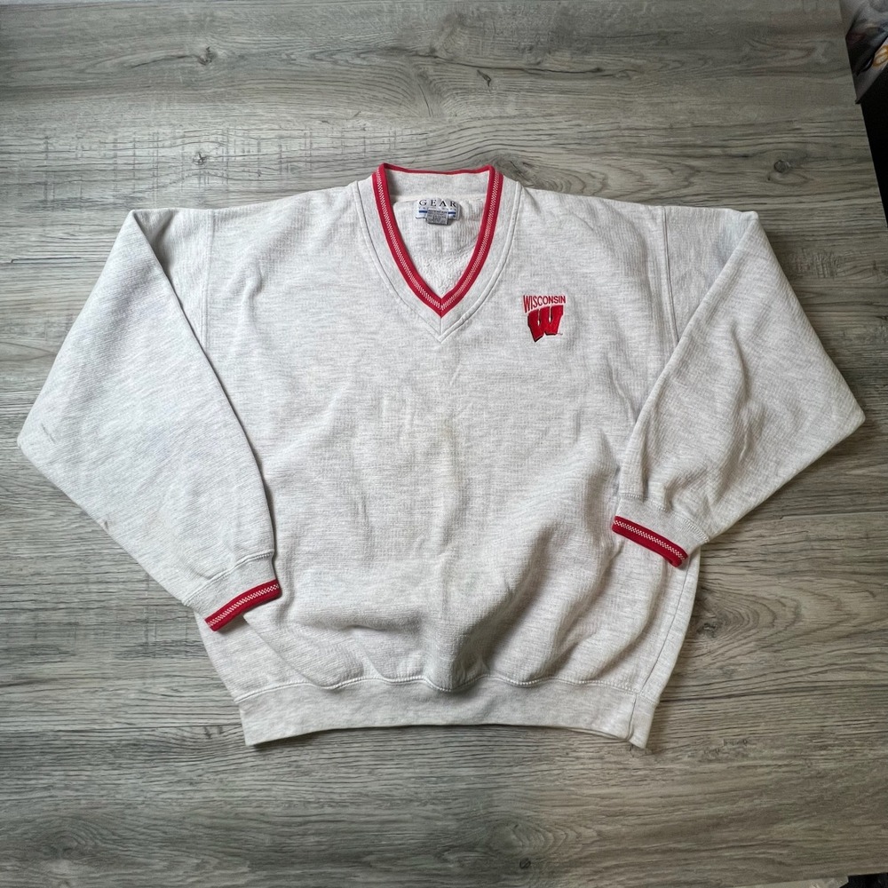 Gear for Sports Sweatshirt Mens Large Grey Wisconsin Badgers V-Neck Vintage 90s